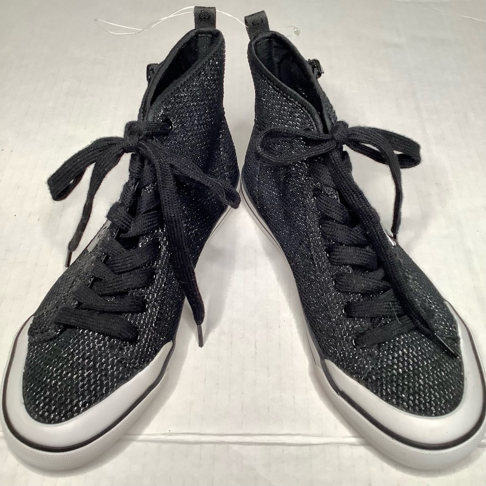 GBG Los Angeles NWOT Black Silver Metallic High-Top Tie  Sneakers Faux Zippers